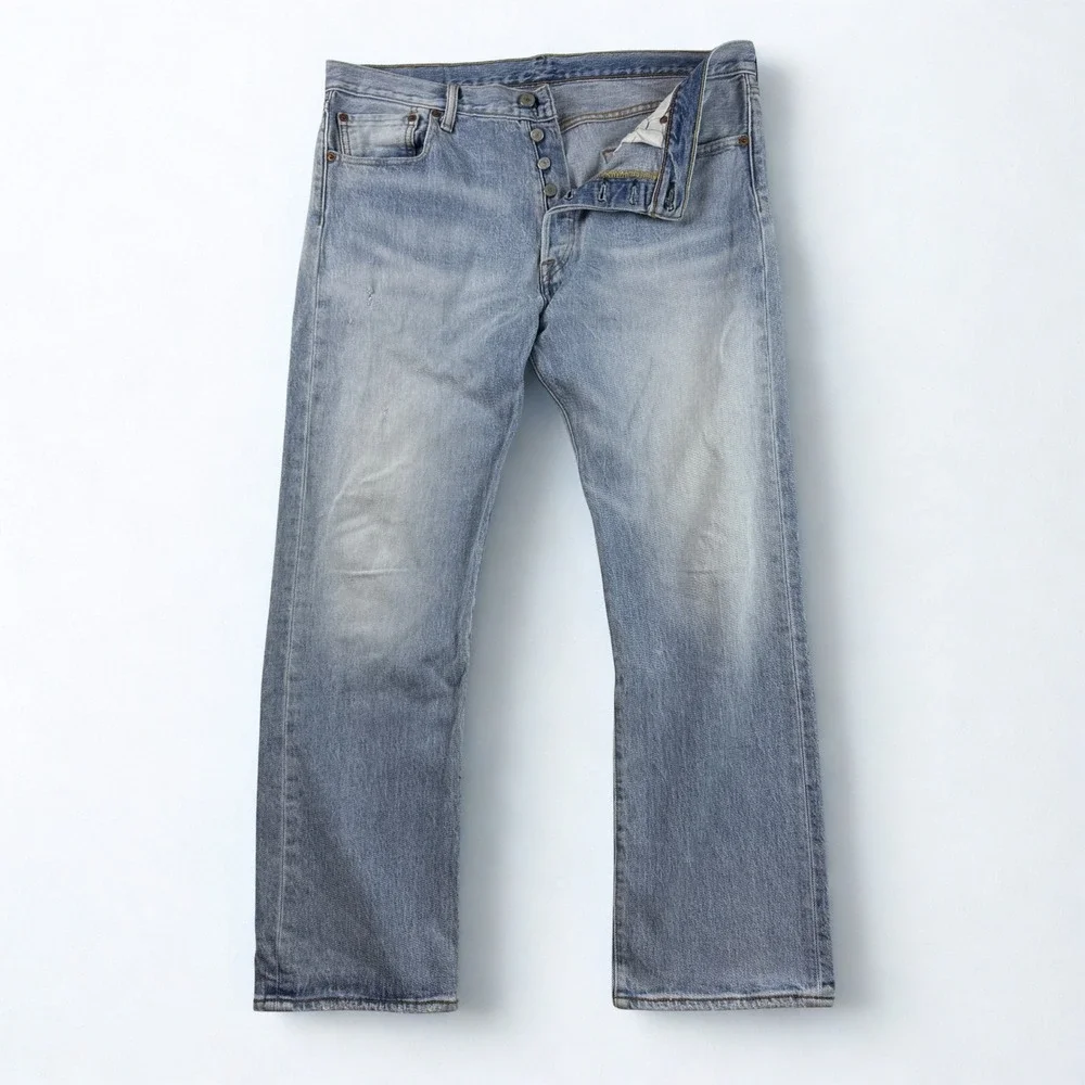 Levis 501 Original‎ Fit Jeans Mens 34x29 Light Wash Blue Denim Button Fly Pants